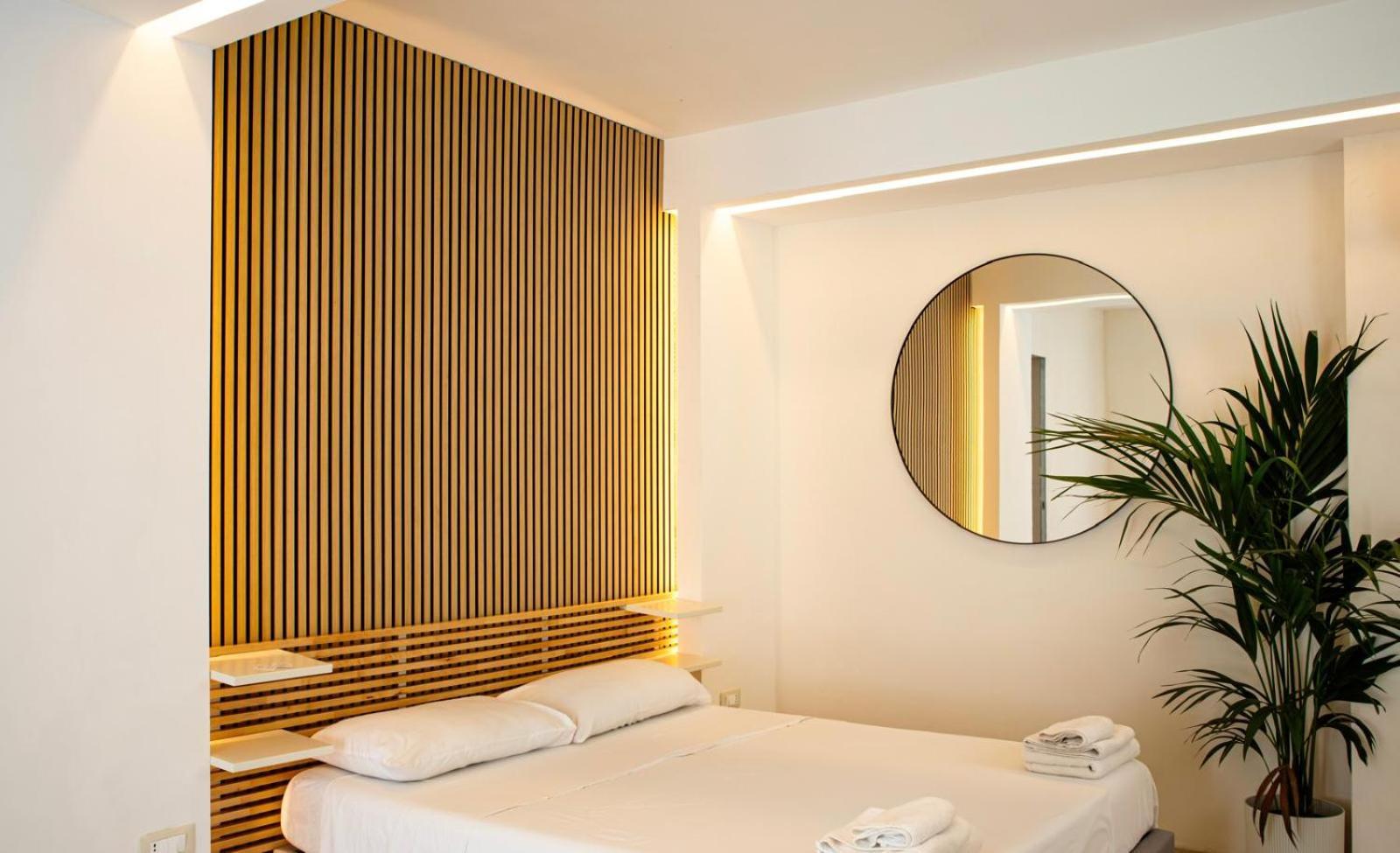 Suites Mediterranee Пульсано Экстерьер фото