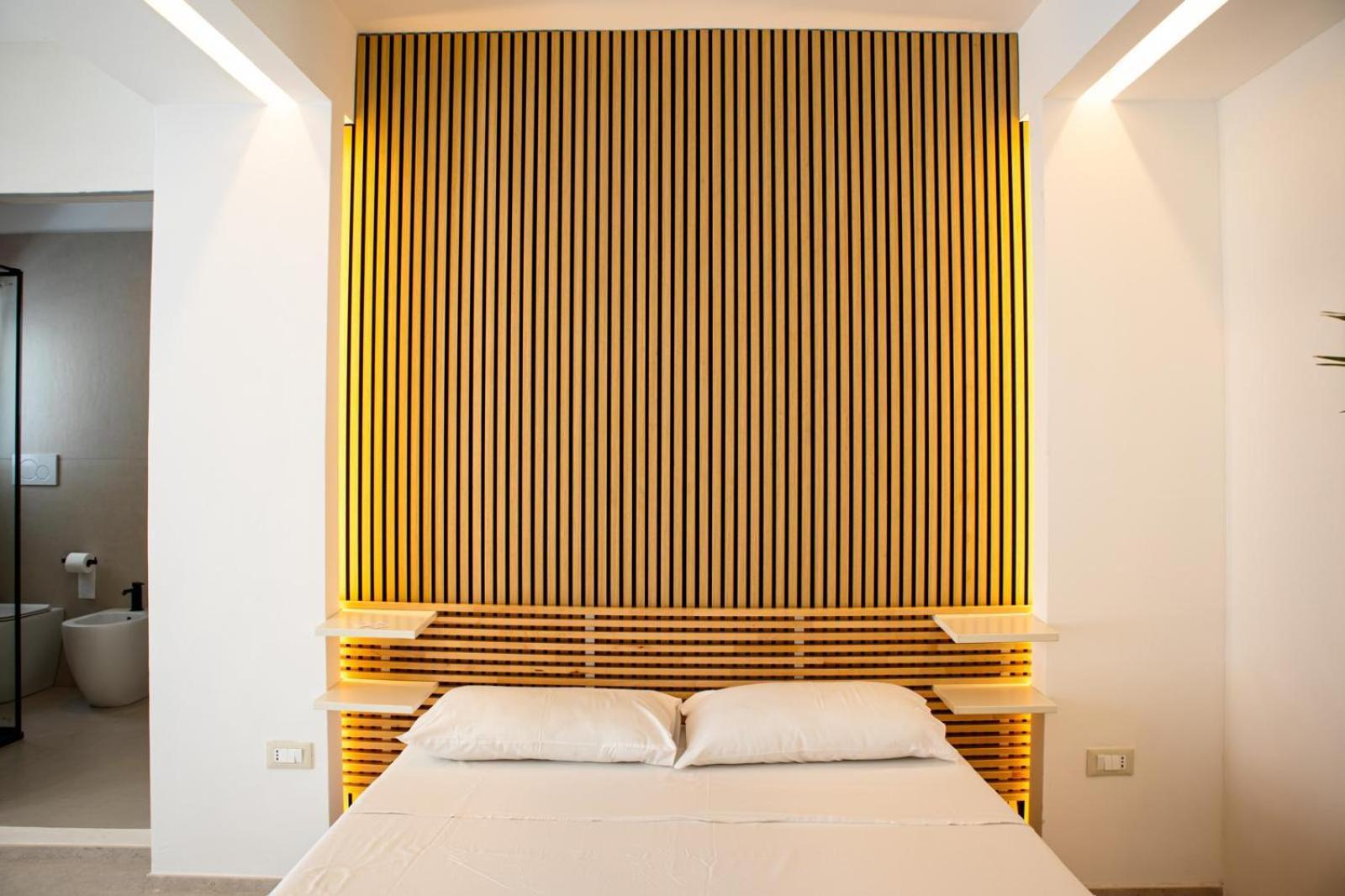 Suites Mediterranee Пульсано Экстерьер фото